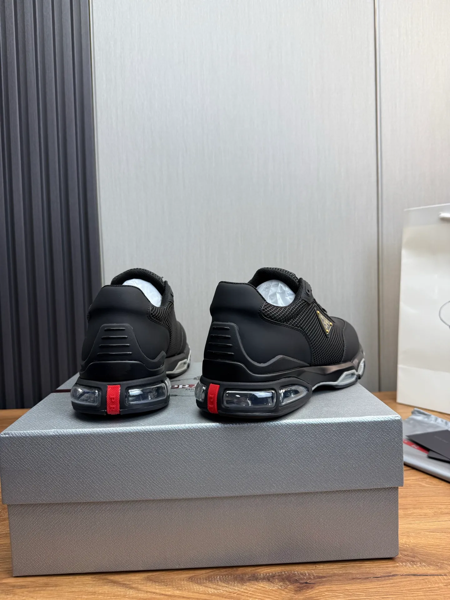Men's shoes 💰640💰 [PRADA] Men's shoes are popular in the counter, high-quality shipments ✔️Official website synchronization, original cowhide with mesh surface + cowhide lining, 1⃣️:1⃣️reproduction, original air cushion original bottom, 38-45 (customized at 45)